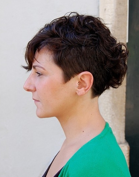 fryzury krótkie uczesanie damskie zdjęcie numer 54 wrzutka B